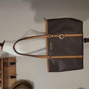 Michael Kors tote